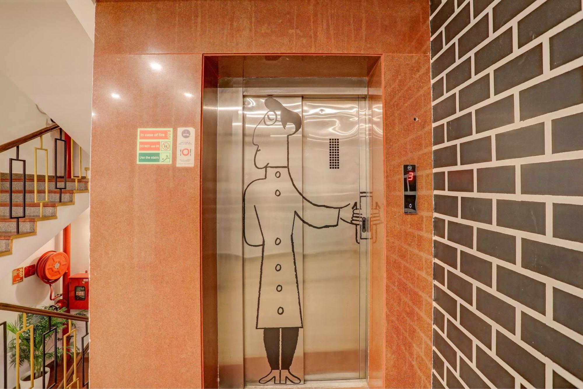 Super Townhouse Swain Heritage 布巴内什瓦尔 外观 照片