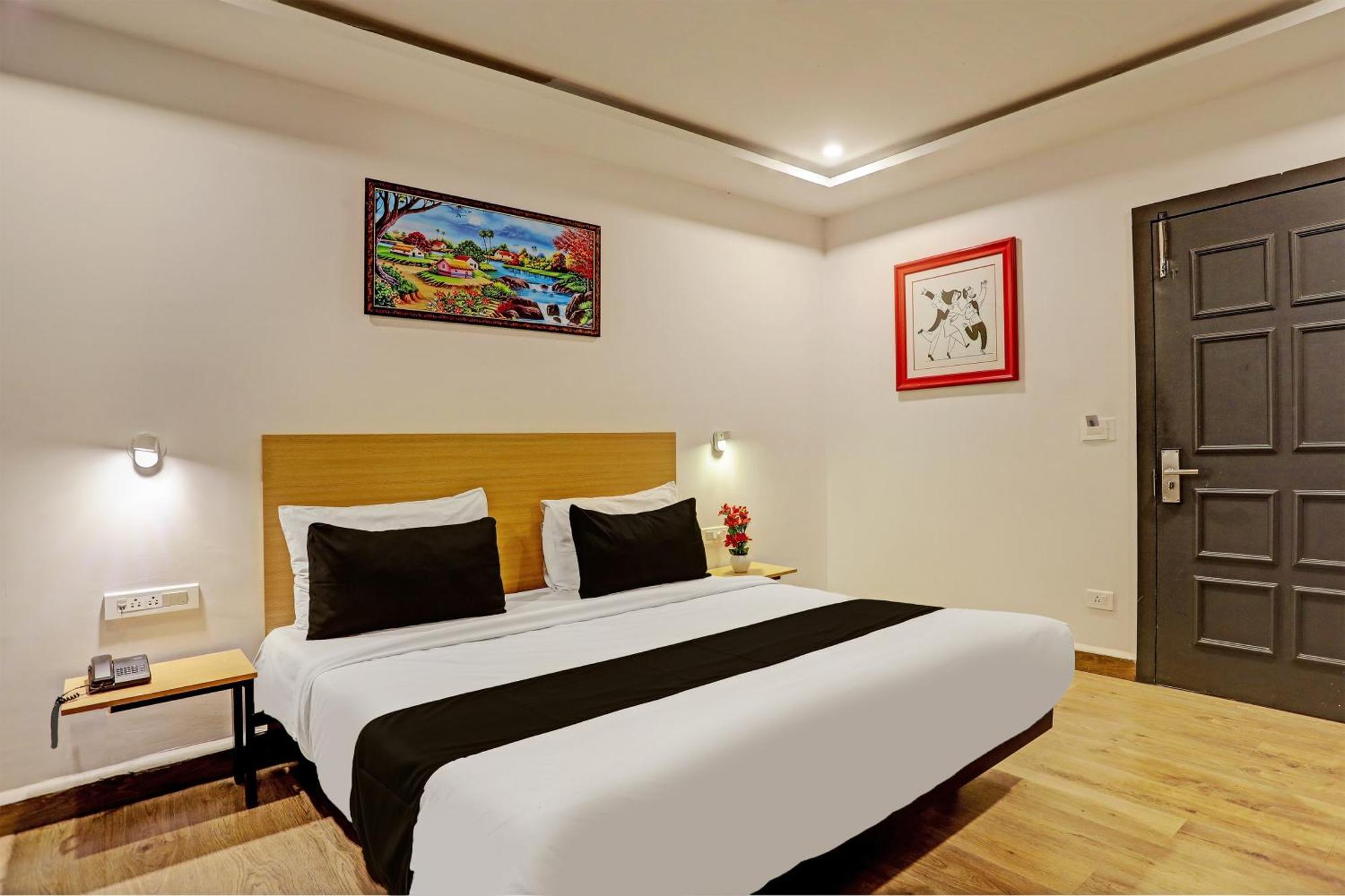 Super Townhouse Swain Heritage 布巴内什瓦尔 外观 照片