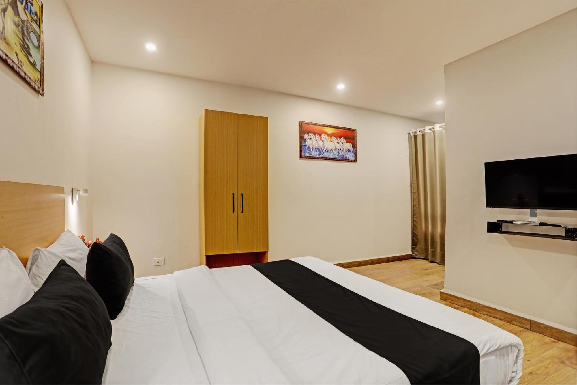Super Townhouse Swain Heritage 布巴内什瓦尔 外观 照片