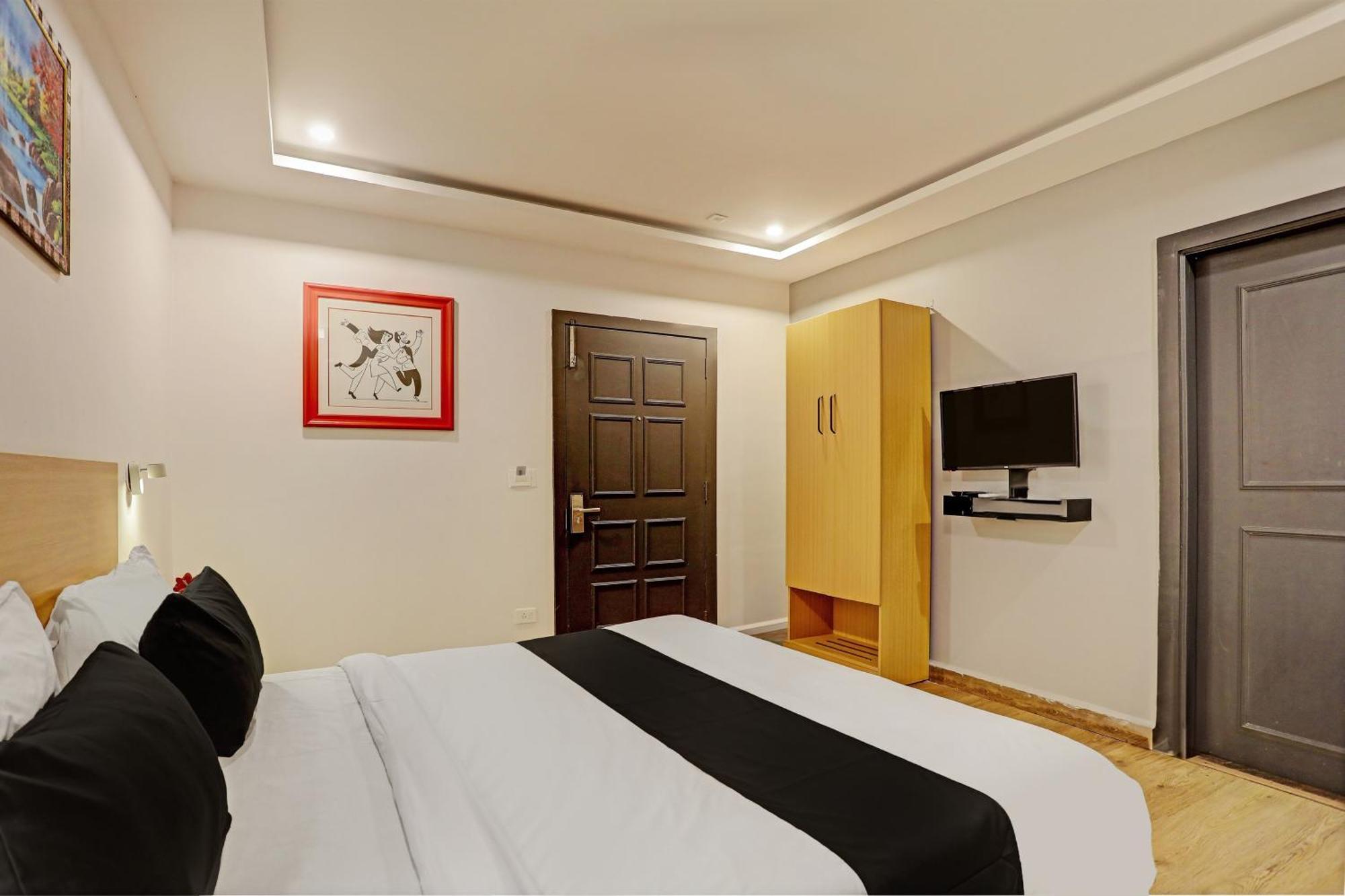 Super Townhouse Swain Heritage 布巴内什瓦尔 外观 照片